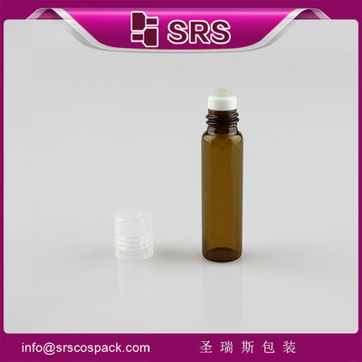 chai kính rỗng và cuộn 5ml trên chai nước hoa 5ml