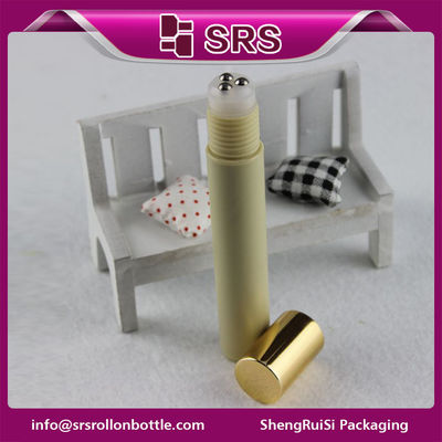 Cosmetic sang trọng 15ml chai nhựa với ba quả bóng cuộn thép
