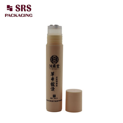 Cosmetic sang trọng 20ml cuộn nhựa trên chai với ba quả bóng thép